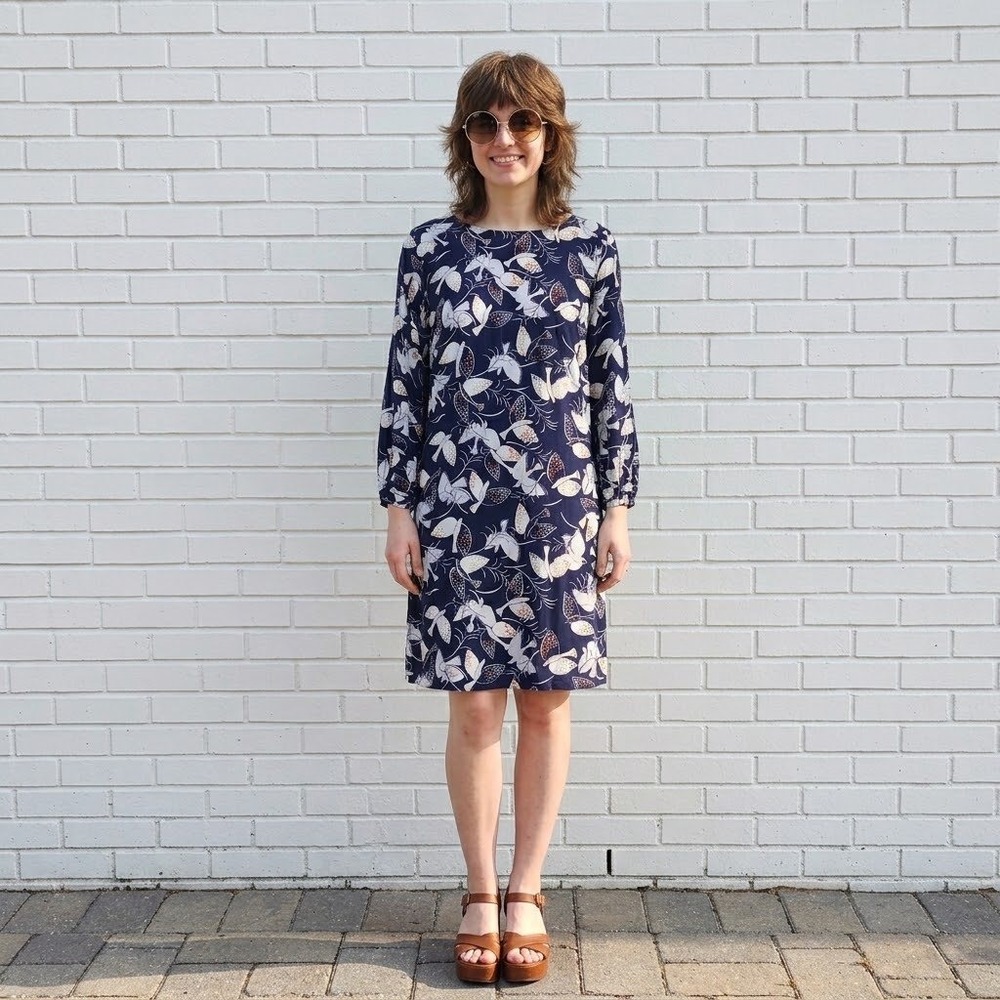 Old Navy Bird Print Shift Dress Womens Large Navy Doves Flying Seagulls Nature